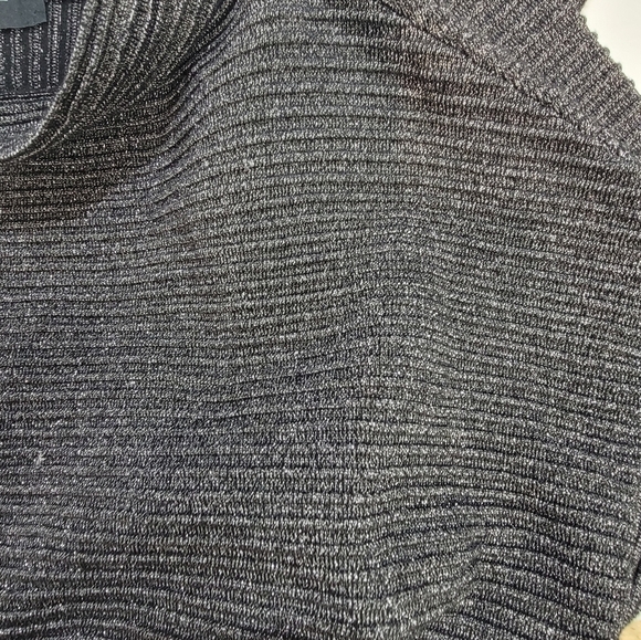 TAHARI Women's Size XL  Mock Turtleneck Sweater Black With Silver Threads - Picture 6 of 10